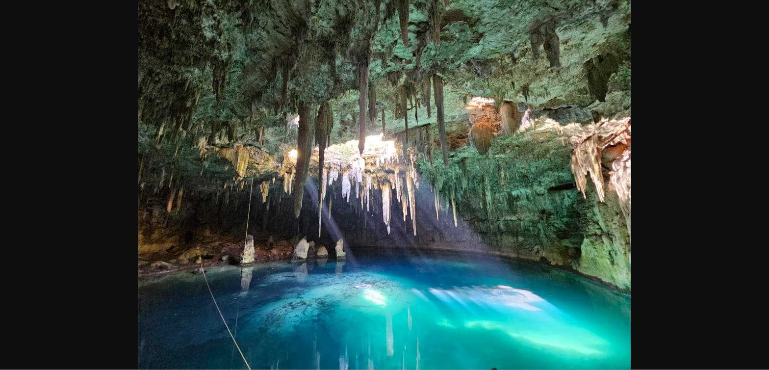 Cenote Ik Kil near Chichen Itza