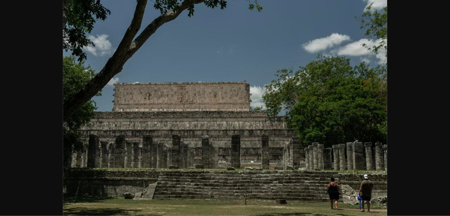 Temple of the Warriors and columns at Chichen Itza